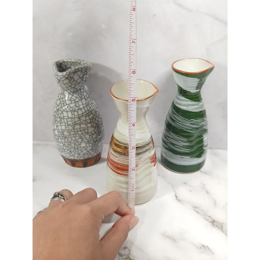 Vintage Japanese Porcelain Sake Bottle Set – Hand-Glazed Crackle & Brush Finish